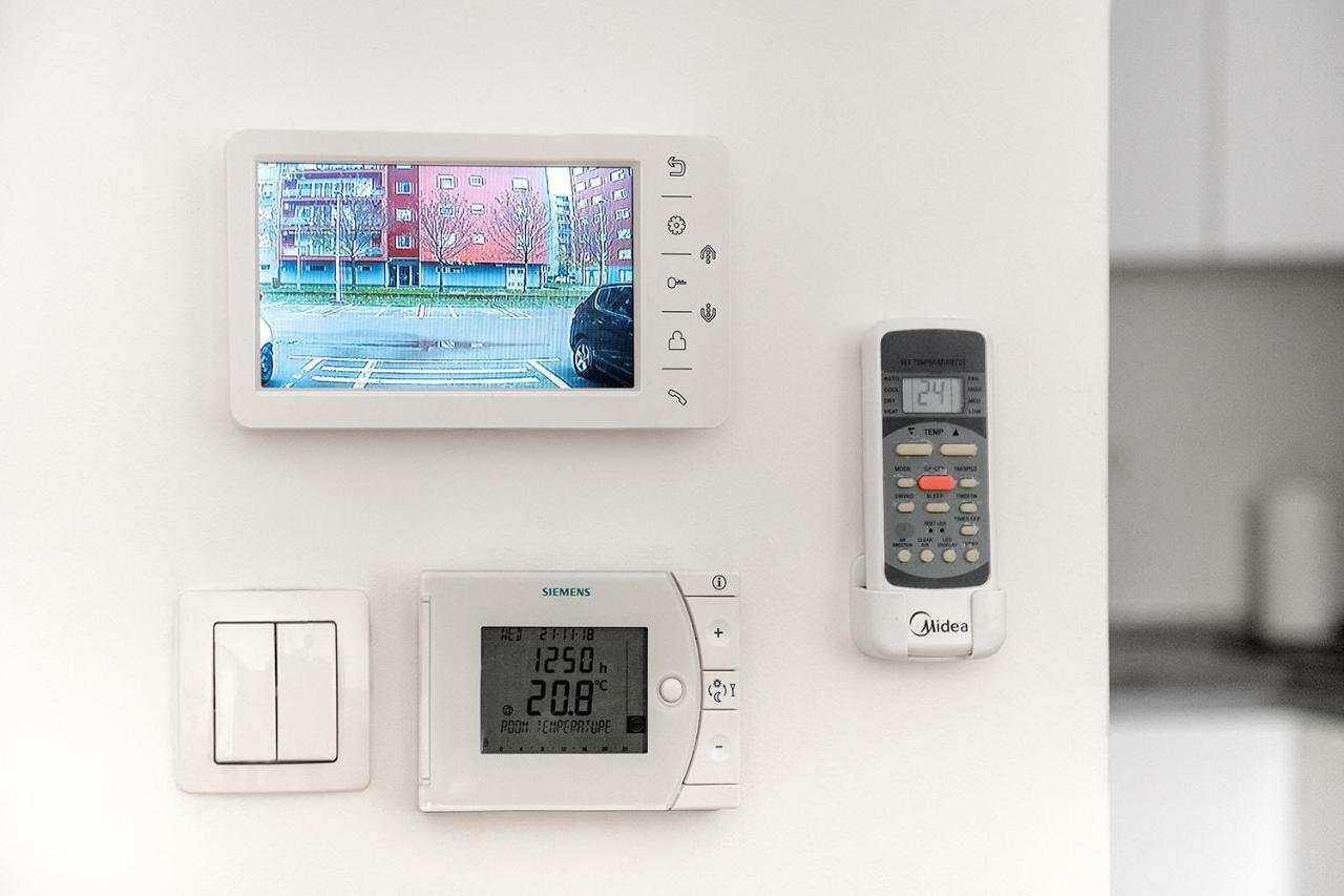 Flexible Selfcheckins 7 - Zagreb - Garage - Electric Vehicle Ccharger - Loggia - New - Luxury - Apartments Repinc 7 Exteriér fotografie