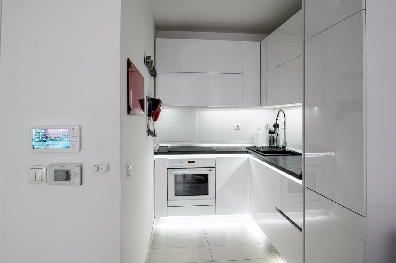 Flexible Selfcheckins 7 - Zagreb - Garage - Electric Vehicle Ccharger - Loggia - New - Luxury - Apartments Repinc 7 Exteriér fotografie
